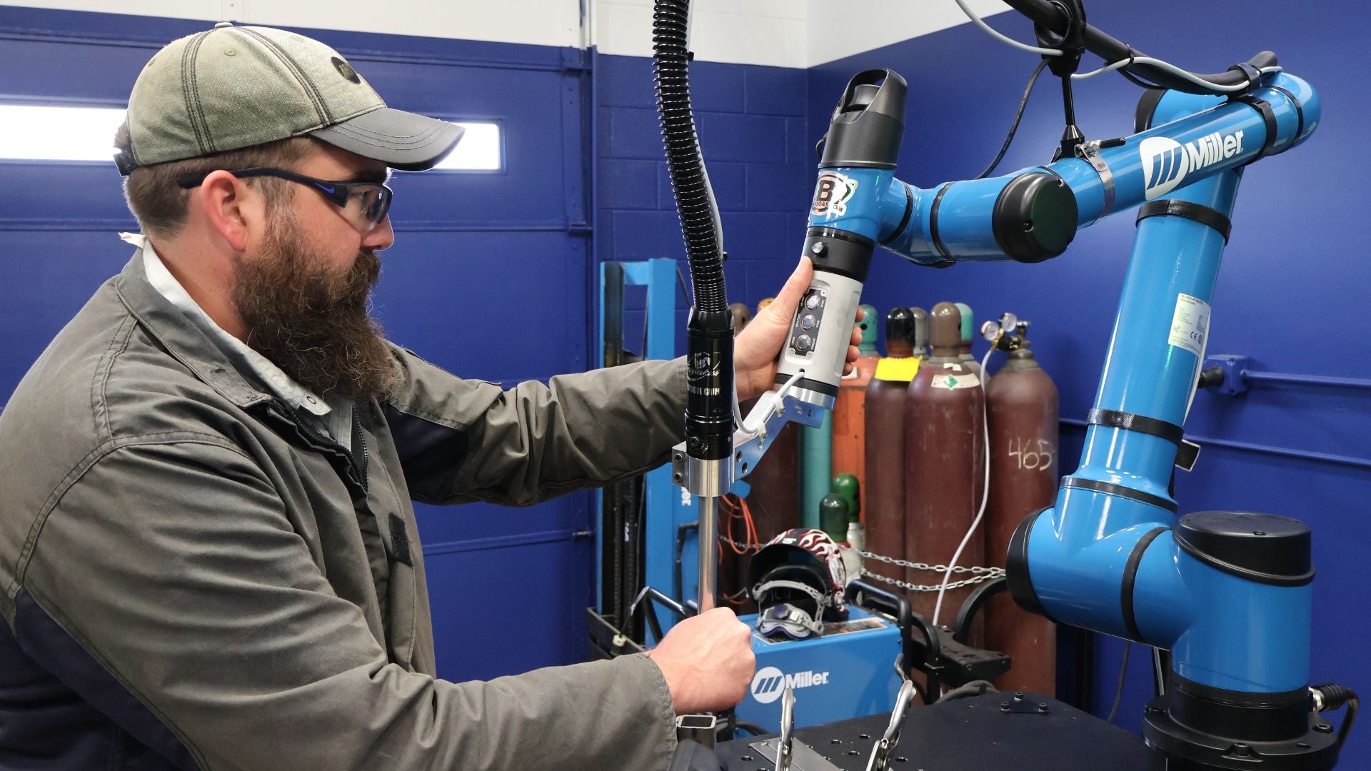 Empower Your Welding with the Miller Copilot Cobot Baker